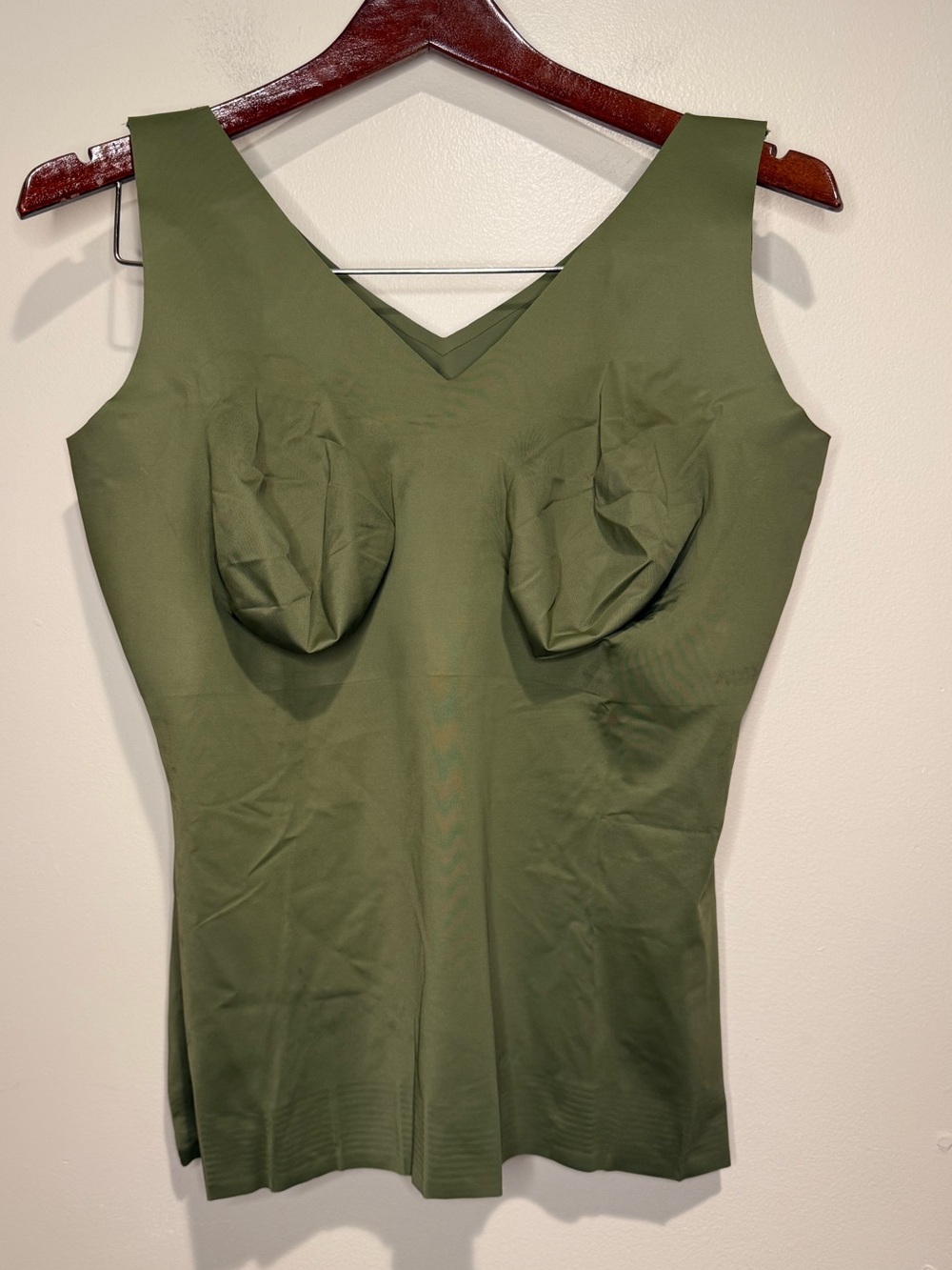 NEW Ruby Ribbon V-Neck Sleek Shape Tank Cami Foliage size 50 4X 4XL